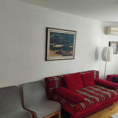 Flora Beach Apartaments Burgas Ngoại thất bức ảnh