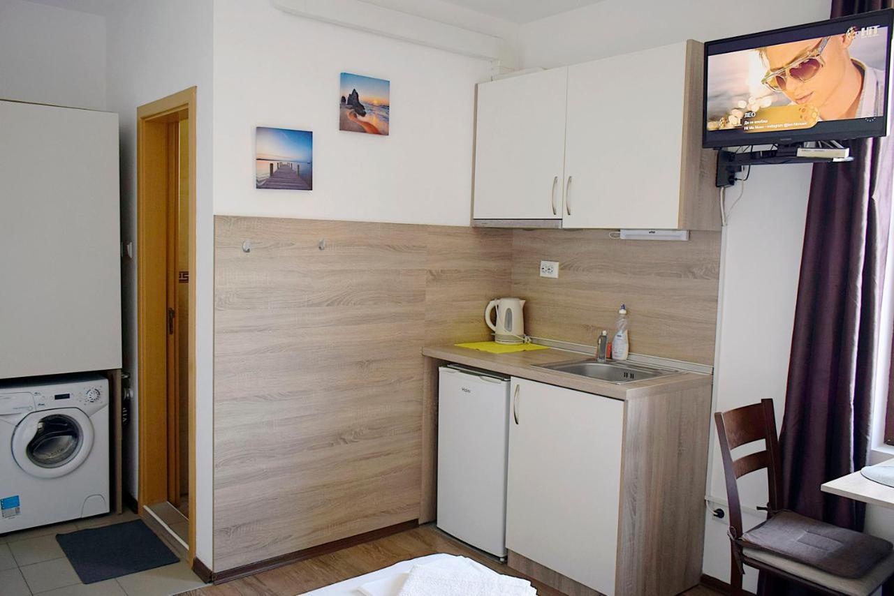 Flora Beach Apartaments Burgas Ngoại thất bức ảnh